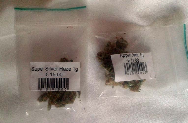 amsterdam coffeeshop abraxas weed