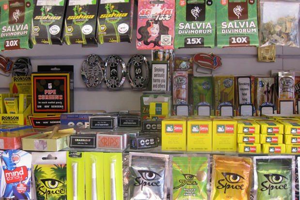 Legal Highs kaufen & in den besten Shops bestellen – Preisvergleich 33 legal highs kaufen im shop im regal