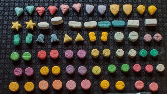 Extasy Pillen kaufen & MDMA online bestellen – Seriös & Sicher 13 gekaufte mdma pillen